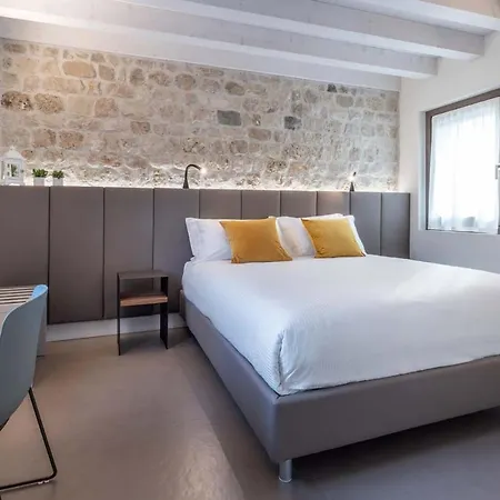 Konukevi Portone180 Roveredo in Piano