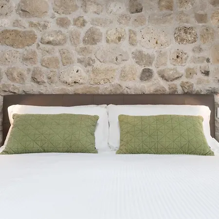 Konukevi Portone180 3*